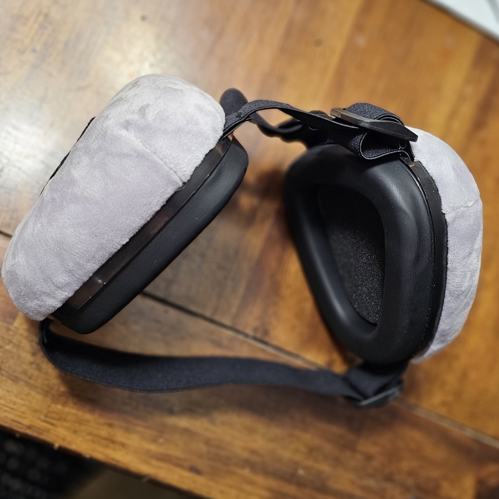 Dog Ear Muffs Noise Protection Cancelling Headphone Aniexty Loud Noise Large NEW - Picture 10 of 10